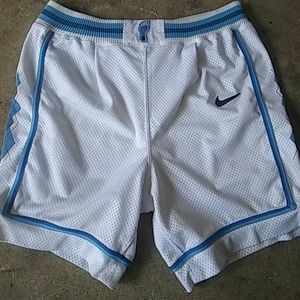 Vintage Nike UNC TARHEELS Authentic shorts